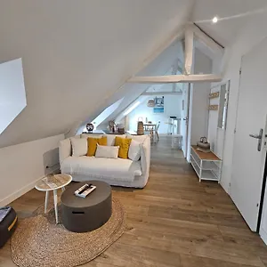 Apartment Santorin, Lumineux Au Coeur De, Vannes
